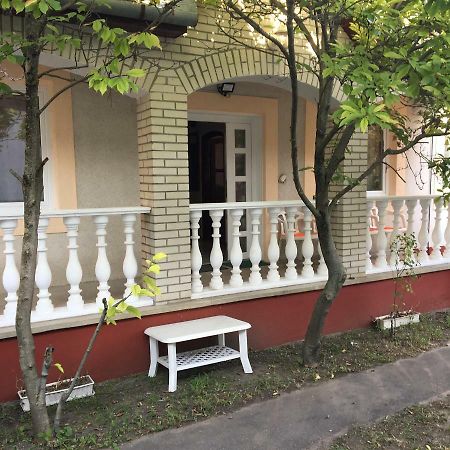 Stella Apartman Дебрецен Екстериор снимка