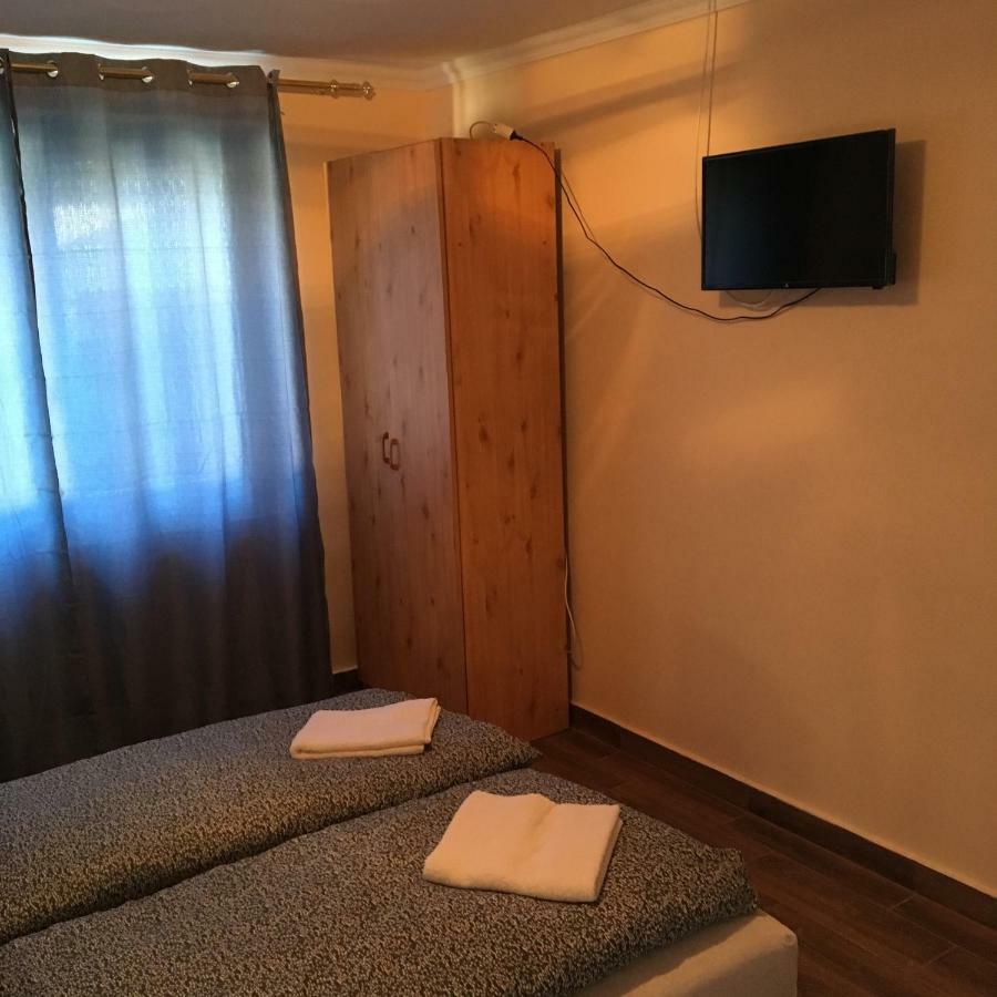 Stella Apartman Дебрецен Екстериор снимка